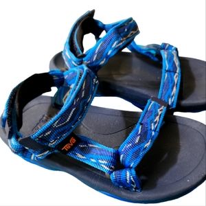 Boys Teva sandals size 9
